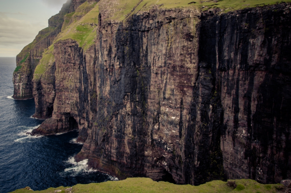 Cliffs in Scotland Beautiful places. Best places in the world. Shut
